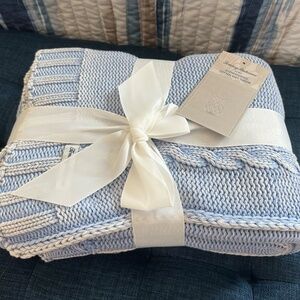 Tommy Bahama cotton blanket